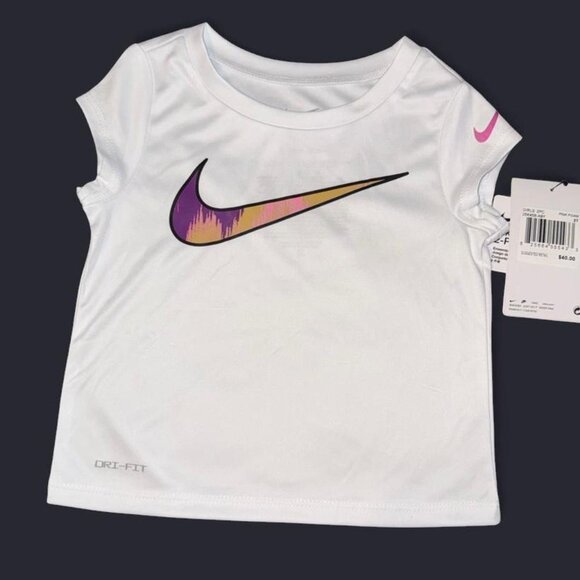 Nike Girls Shirt & Shorts Set **Shirt is size 2T & Shorts are Size 3T** - Picture 7 of 7